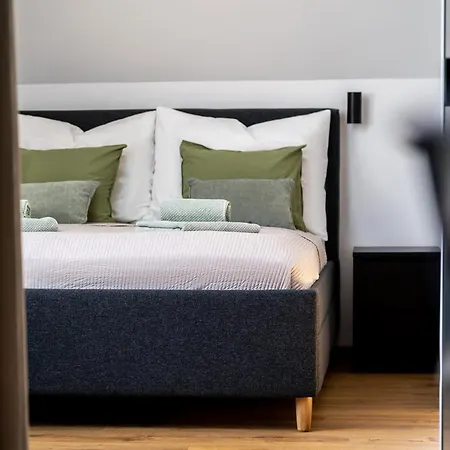 Dob Street With Balcony Апартаменты