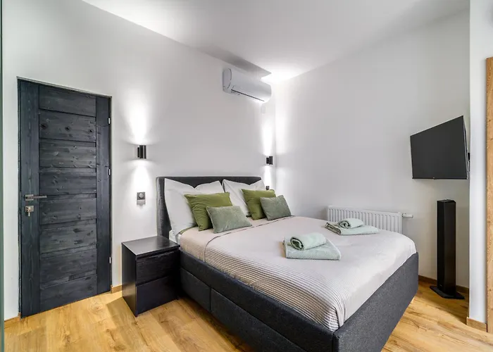 Apartament Dob Street With Balcony *