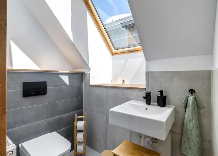 Apartament Dob Street With Balcony