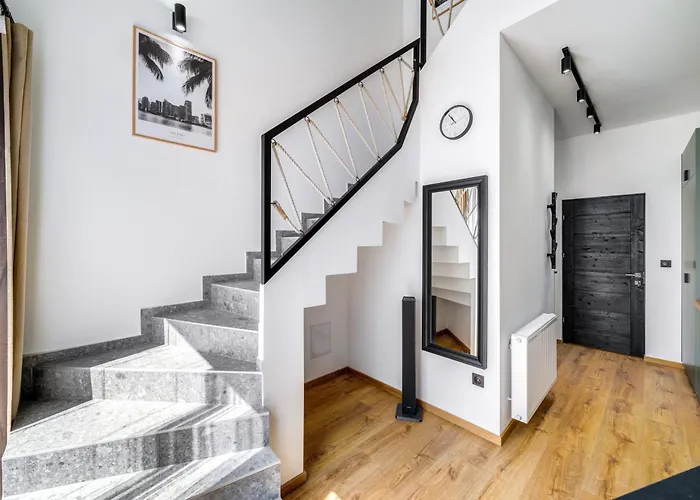 Dob Street With Balcony Apartament