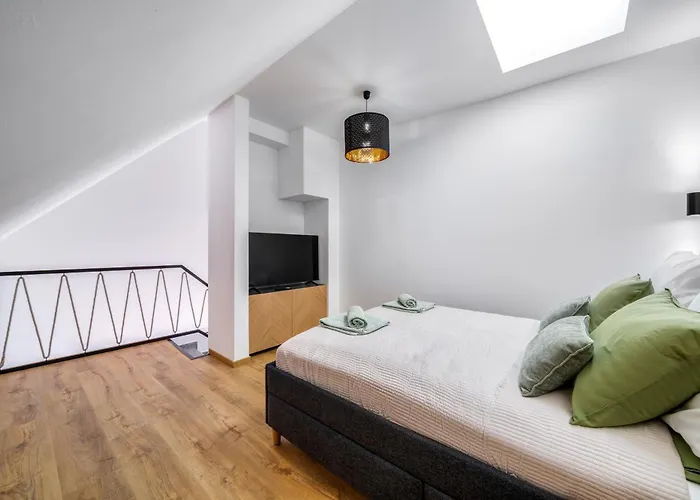 Apartman Dob Street With Balcony *